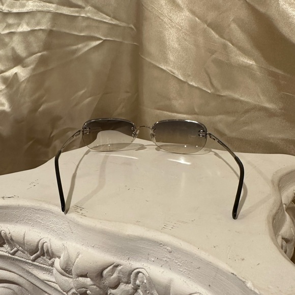 Chanel 4099 Rimless CC Vintage Y2K Sunglasses in Grey Blue Hue - Picture 6 of 16